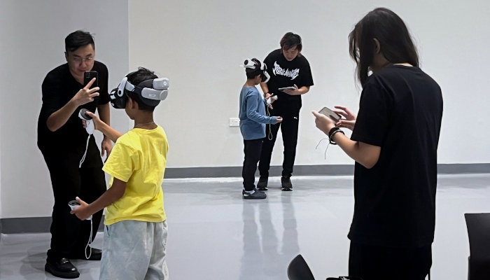 Mastering Chaos: Adaptability and Autonomy on the Live VR Stage by Chan Qing Hao